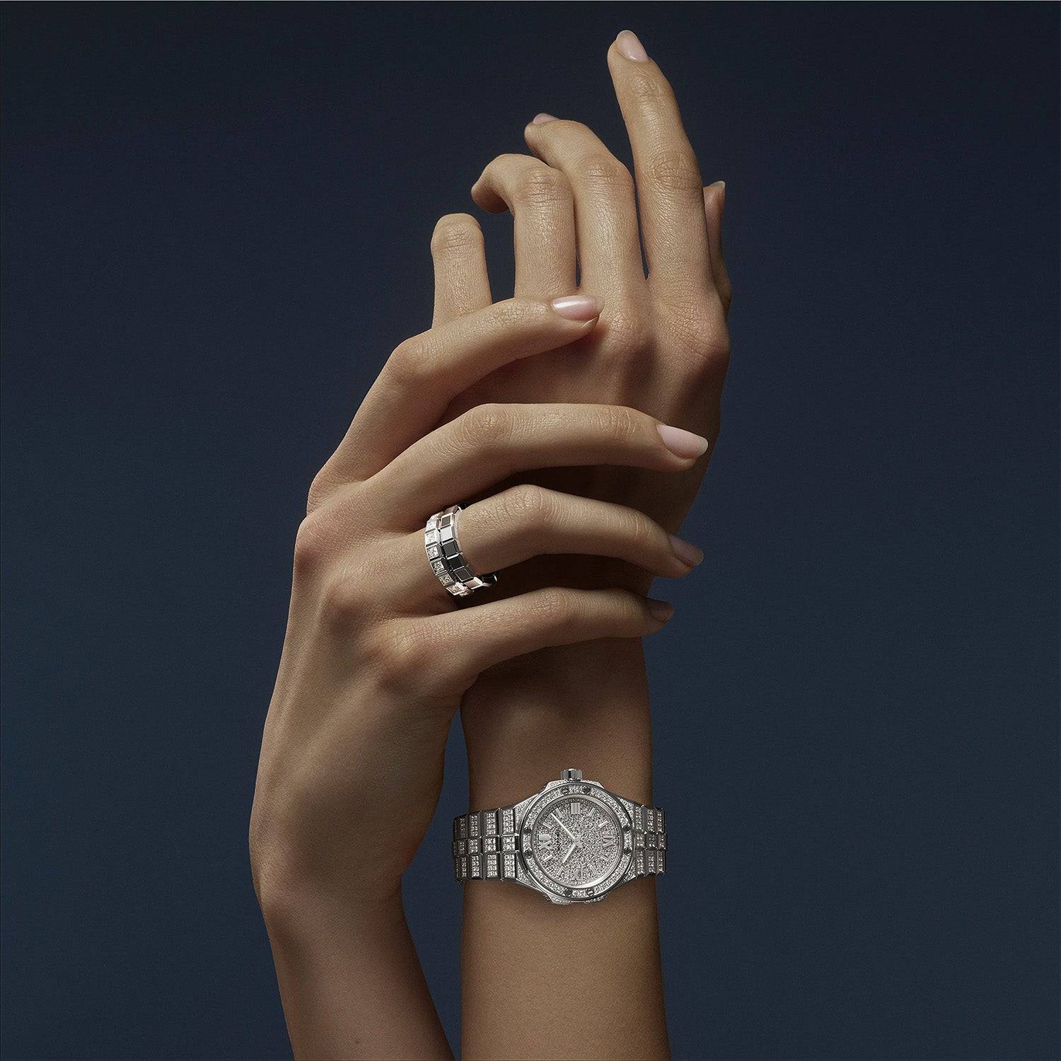 Chopard 18ct White Gold Ice Cube Ring - Image 3