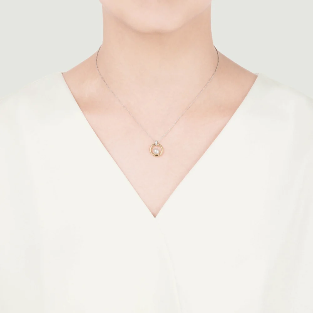 Circle Collection 18ct Yellow & White Gold Pearl And Diamond Pendant - Image 2