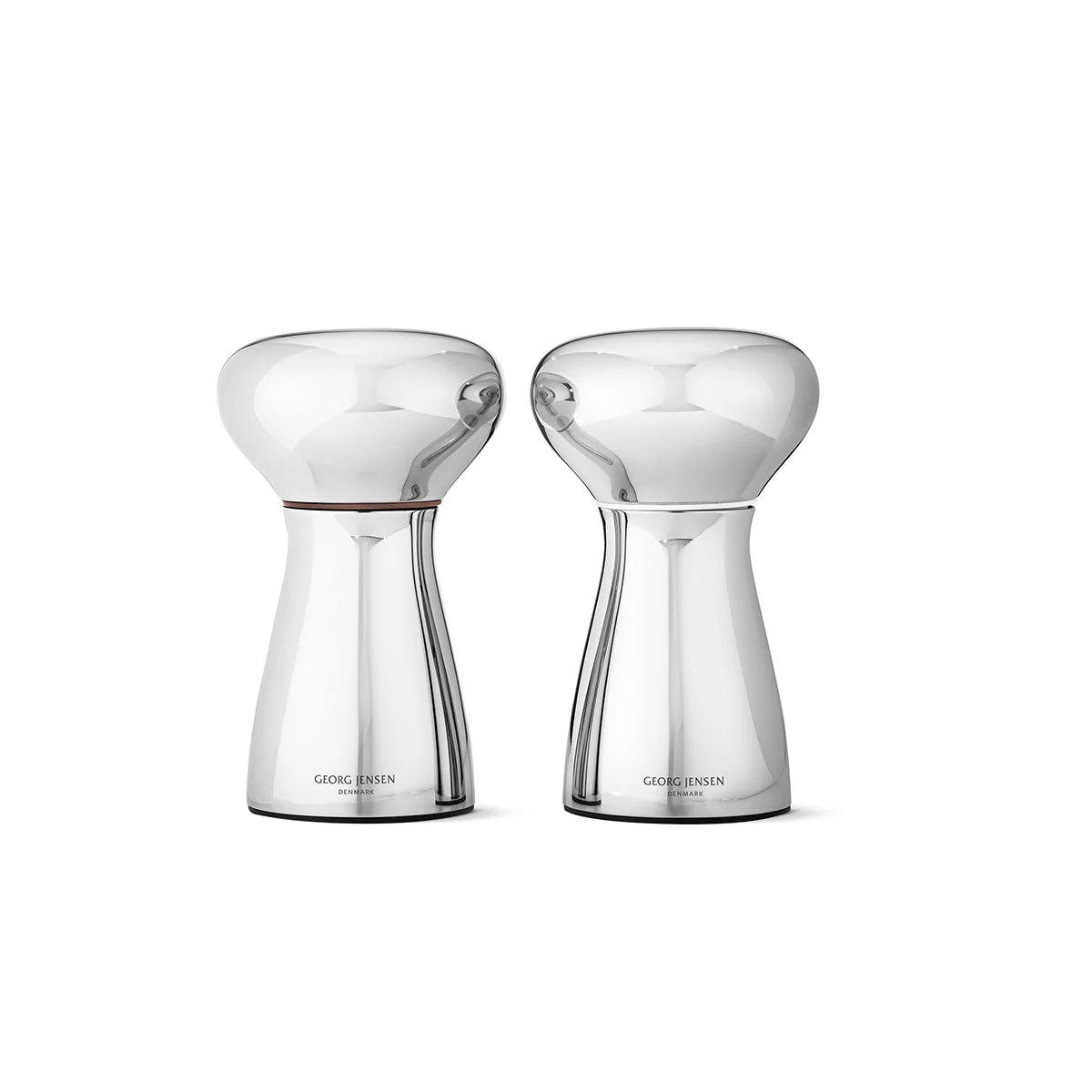 Alfredo Small Salt And Pepper Shakers - Image 5