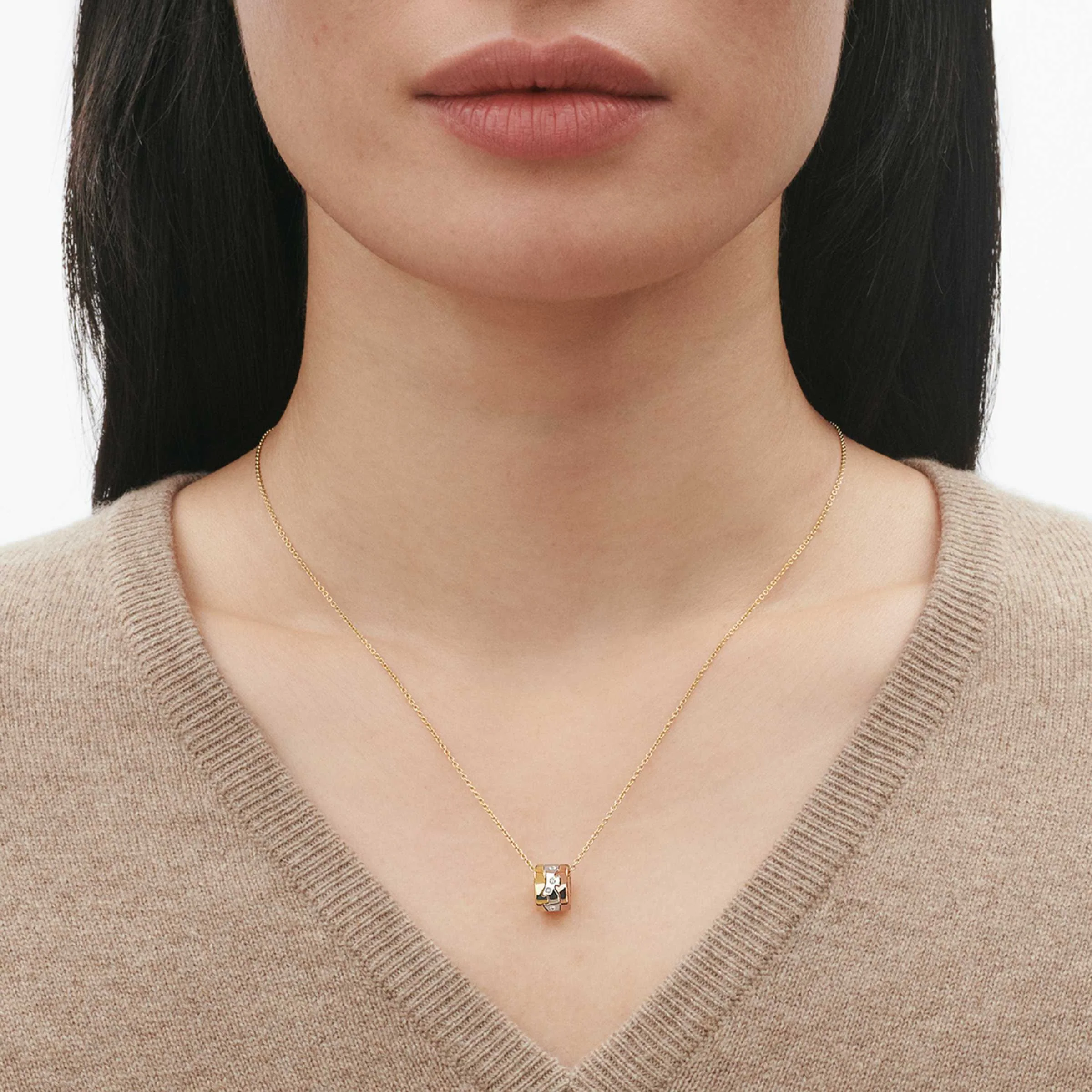 Fusion 18ct Gold Diamond Set Pendant - Image 3