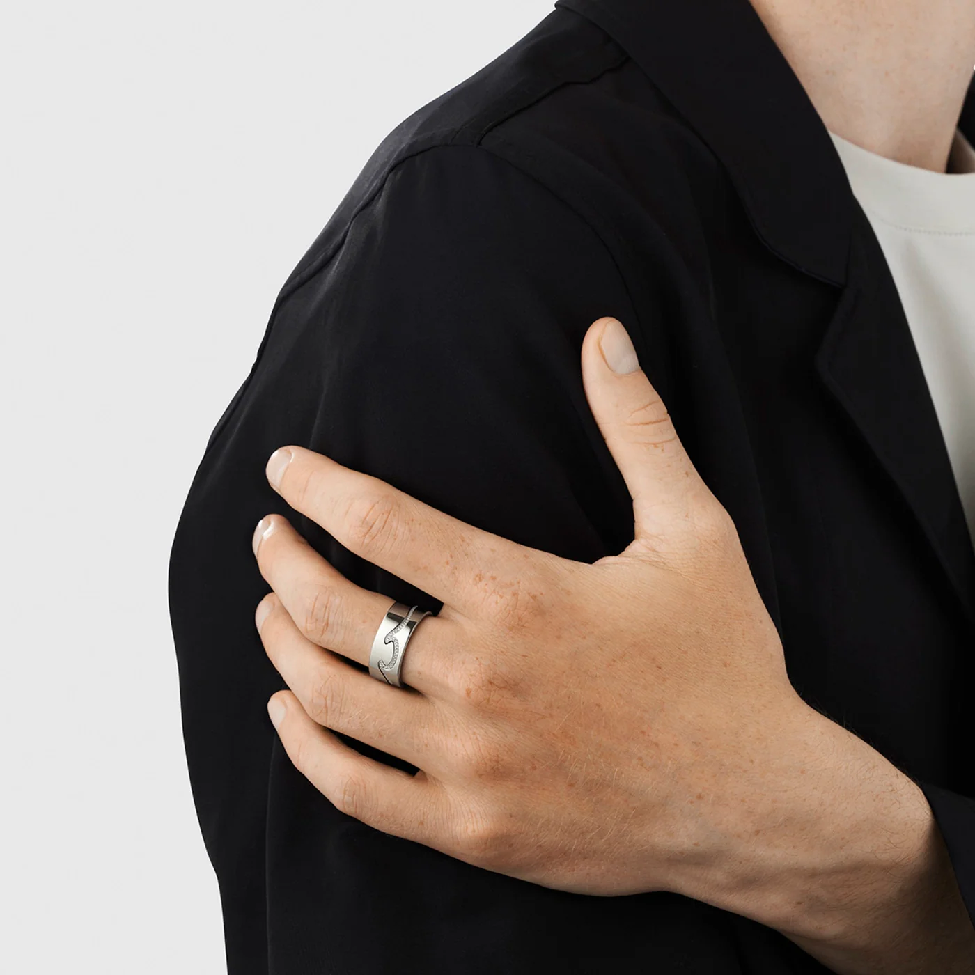 Fusion 18ct White Gold Diamond Set End Ring - Image 3