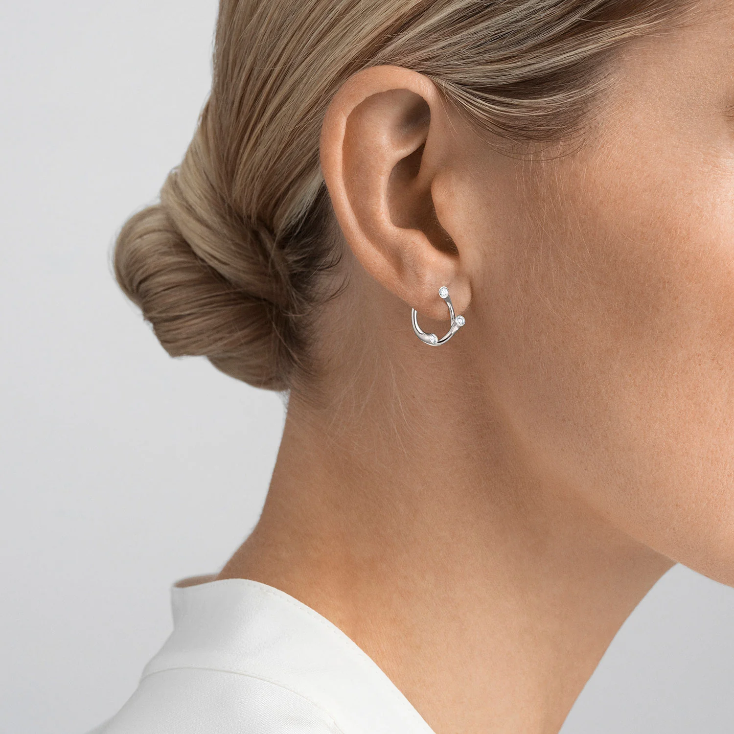 Magic 18ct White Gold Diamond Set Hoop Earrings - Image 2