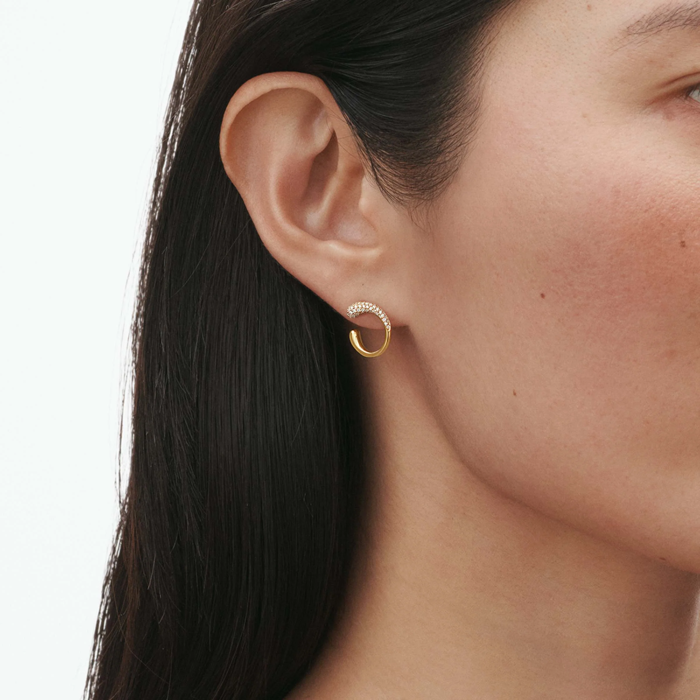 Mercy 18ct Yellow Gold Diamond Set Earrings - Image 3