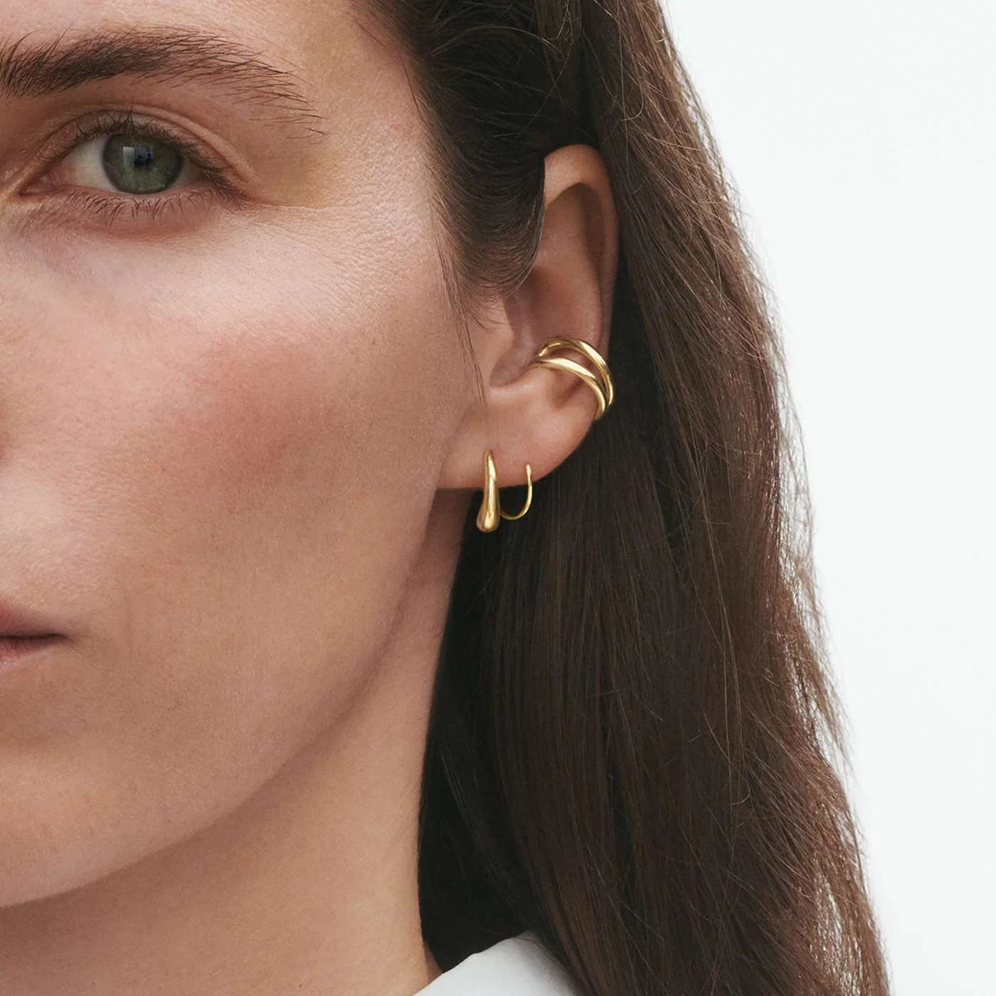 Mercy 18ct Yellow Gold Swirl Earrings - Image 3