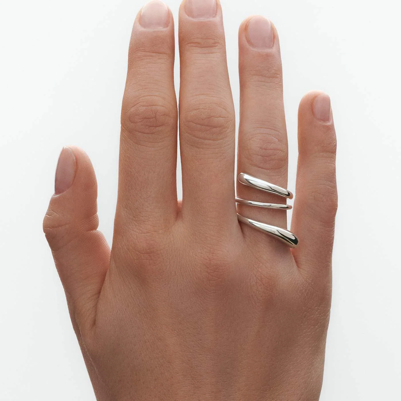Mercy Silver Twist Ring - Image 3