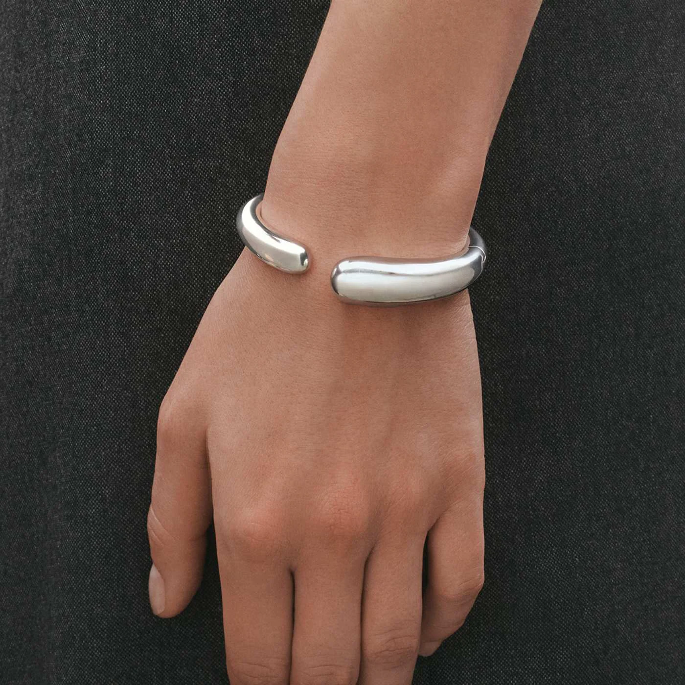 Mercy Sterling Silver Hinged Bangle - Image 3