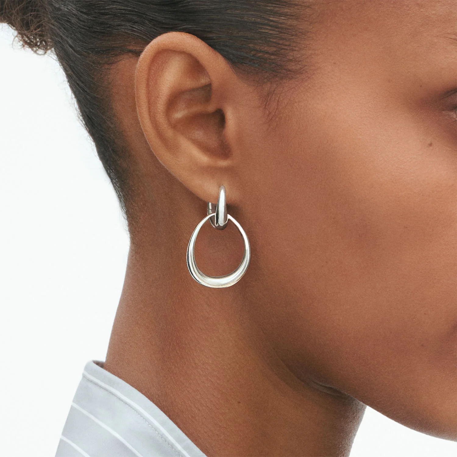 Offspring Medium Hoop Earrings - Image 4