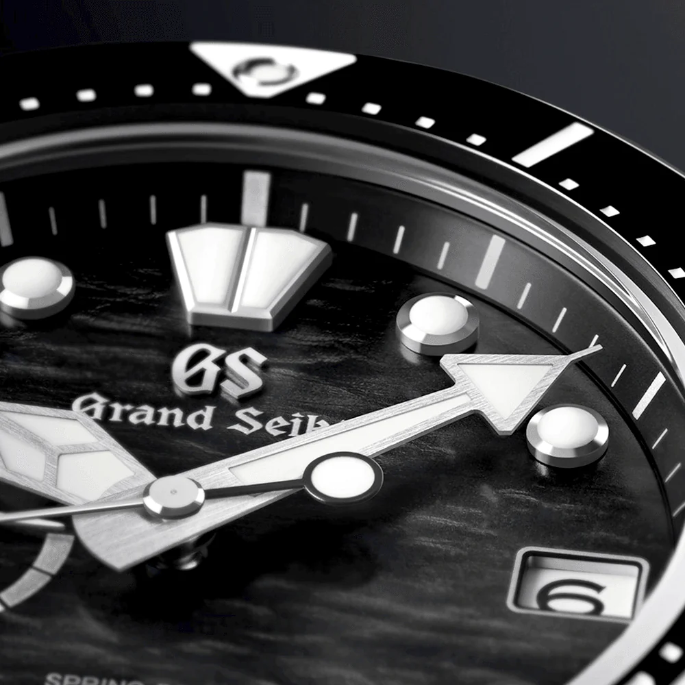 Evolution 9 43.8mm Black Dial Men's Titanium Spring-Drive Watch - Image 2