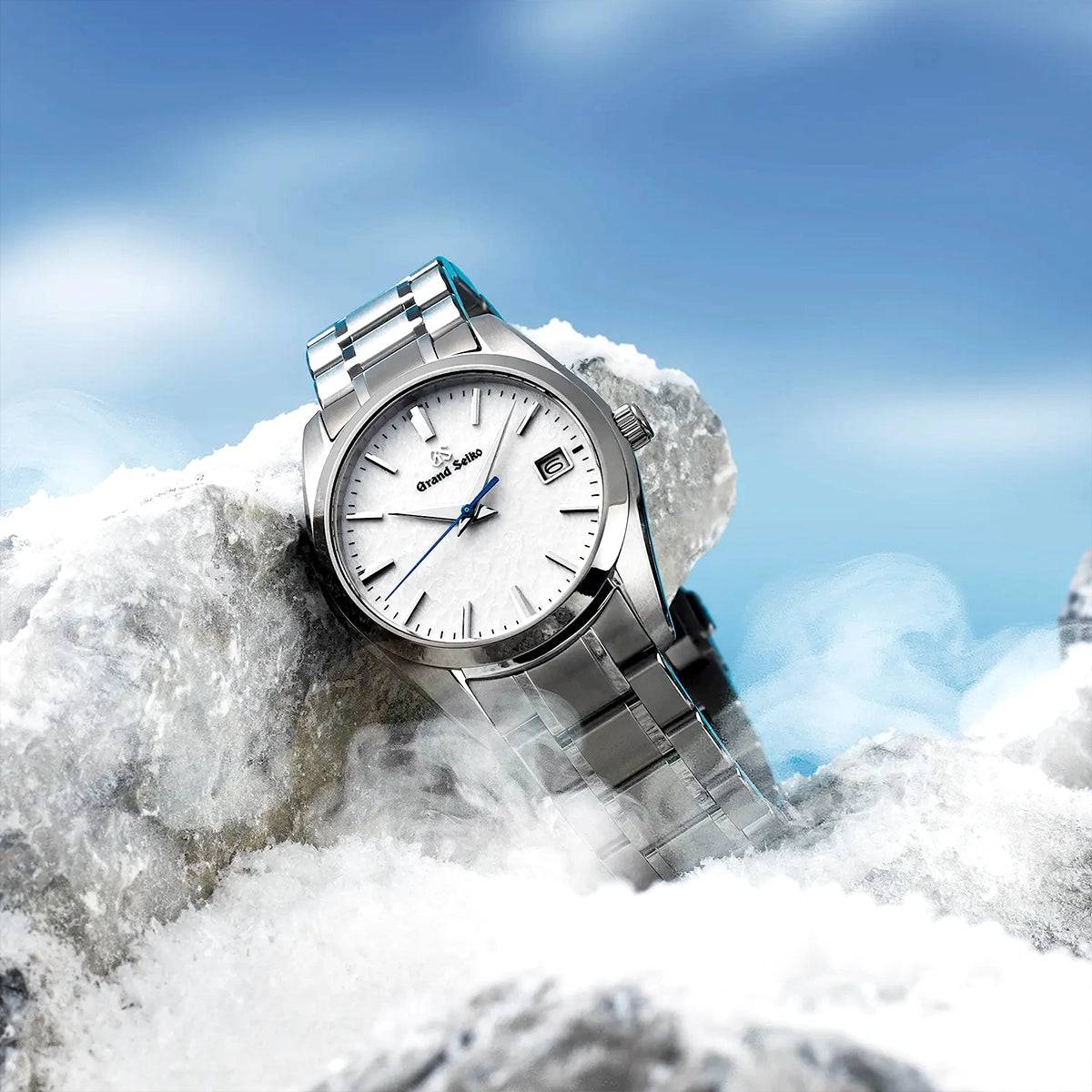 Heritage 37mm White Snowflake Dial Bracelet Watch - Image 4