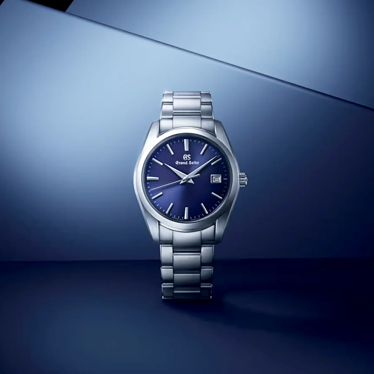 Heritage 37mm Japanese Blue Dial Quartz Edition Watch - Image 2