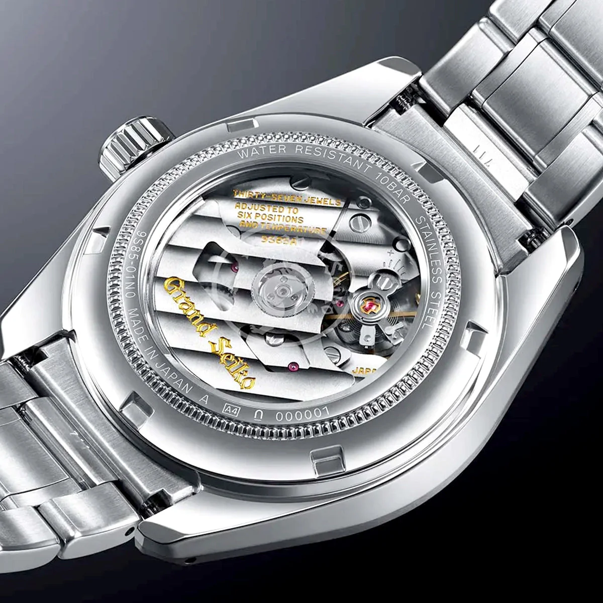 Heritage 'Snowfall Mount Iwate' 40mm Men's Bracelet Watch - Image 7