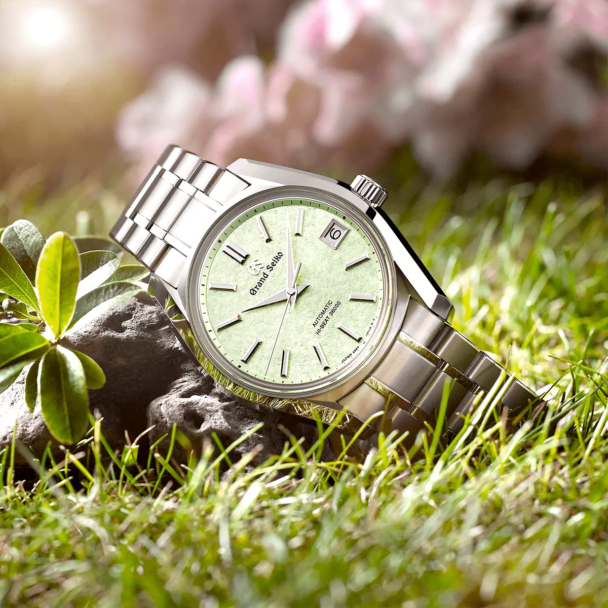 Heritage 'Sakura-Wakaba' 40mm Green Textured Dial Watch - Image 3
