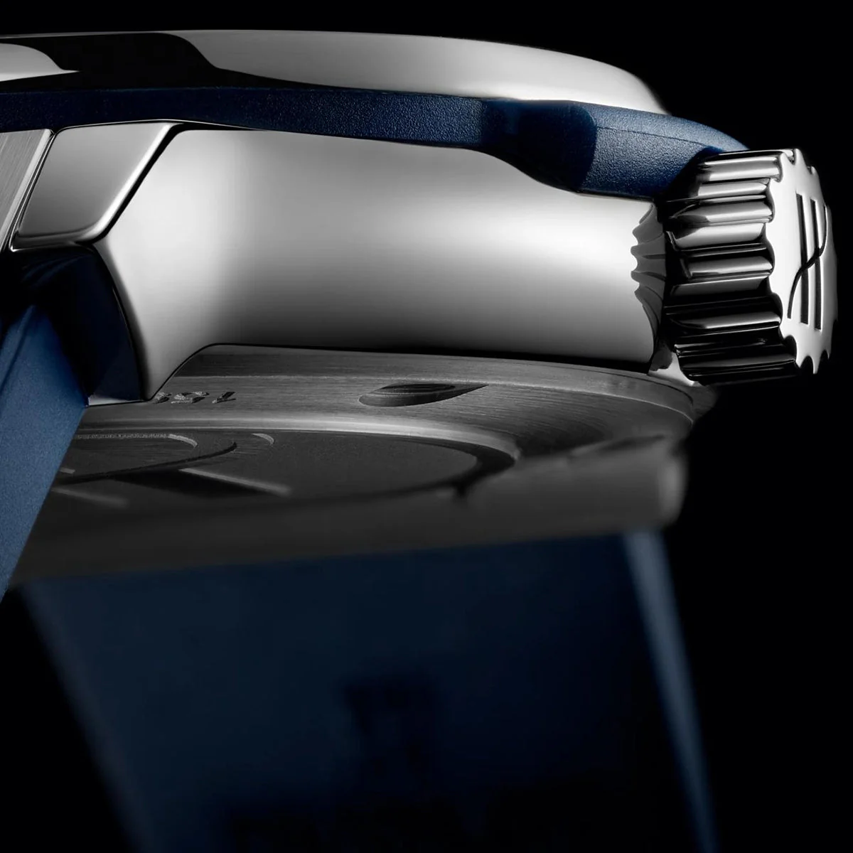 Classic Fusion Titanium Blue 33mm Strap Watch - Image 5