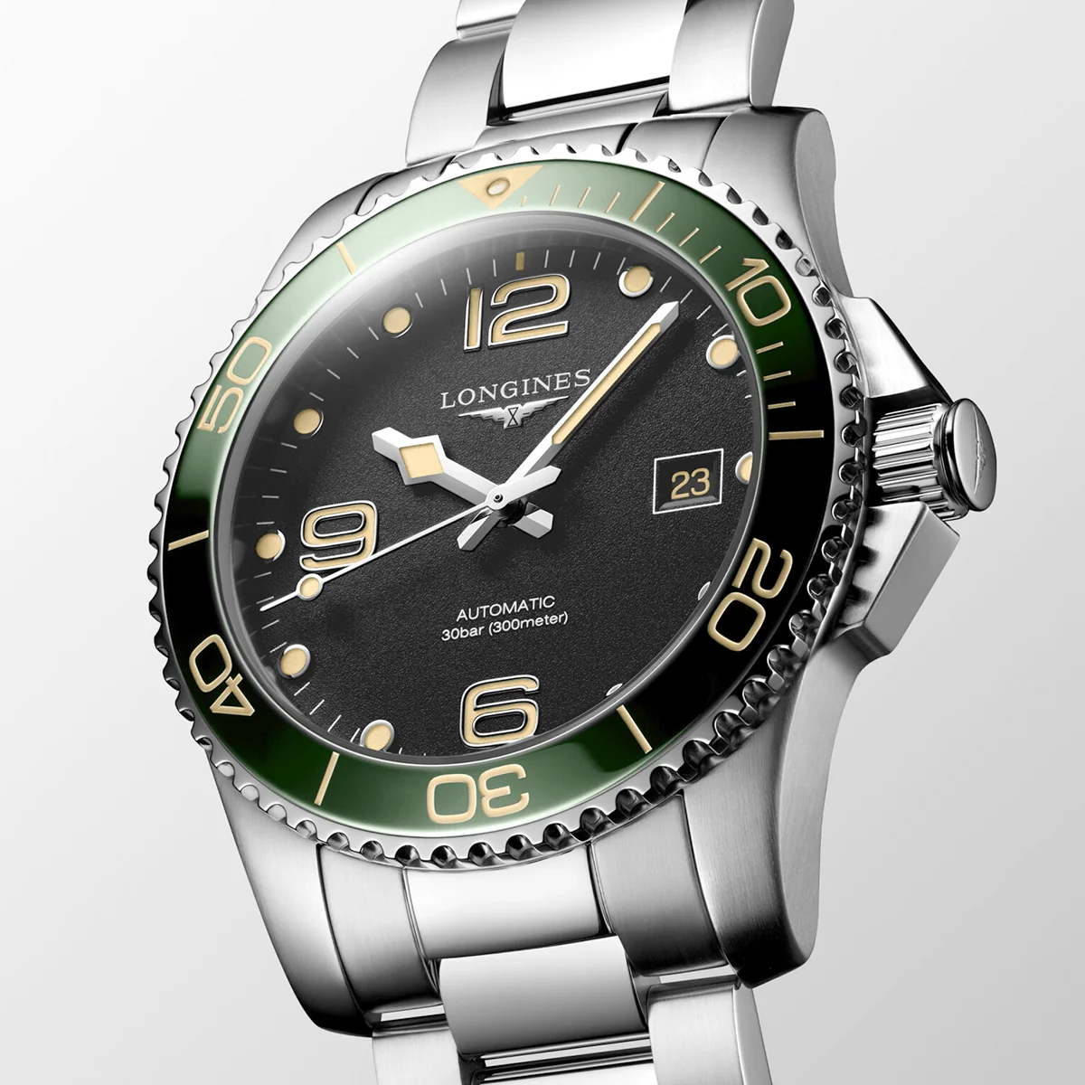 HydroConquest 41mm Black Dial & Green Bezel Men's Bracelet Watch - Image 3