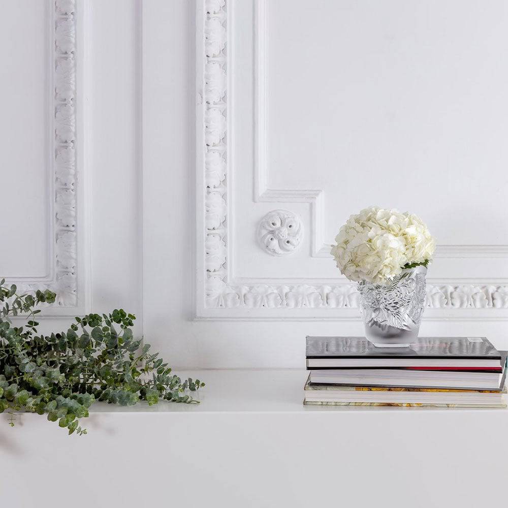 Pivoines Small Clear Crystal Vase - Image 2