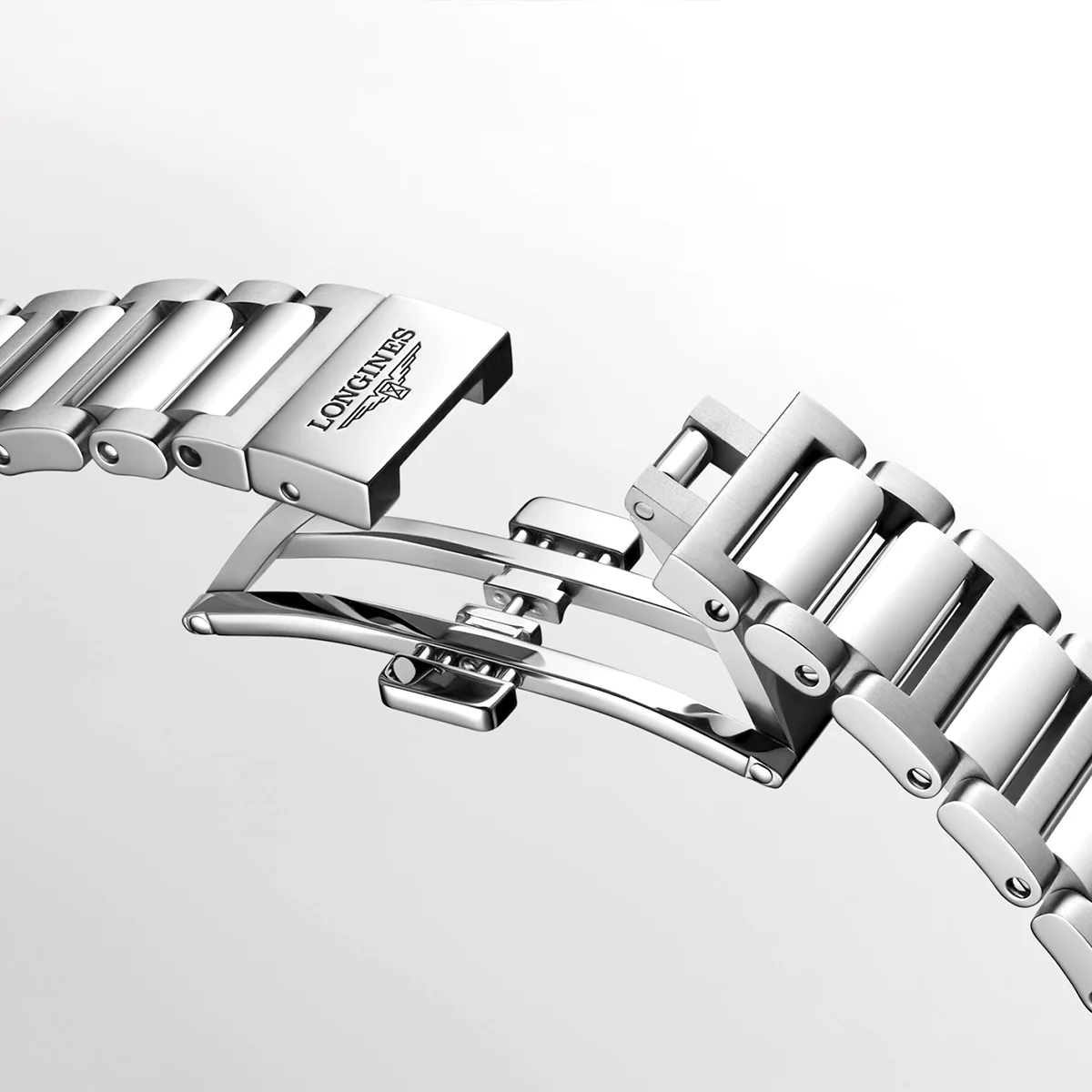 Conquest 34mm Diamond Dial & Bezel Ladies Bracelet Watch - Image 4