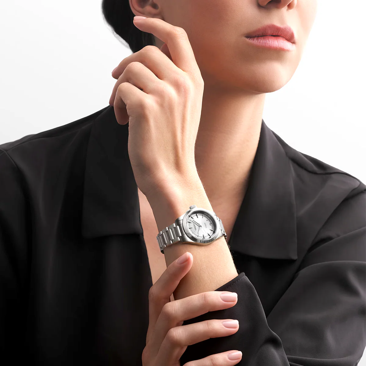Conquest 34mm Silver Dial Automatic Bracelet Watch - Image 2