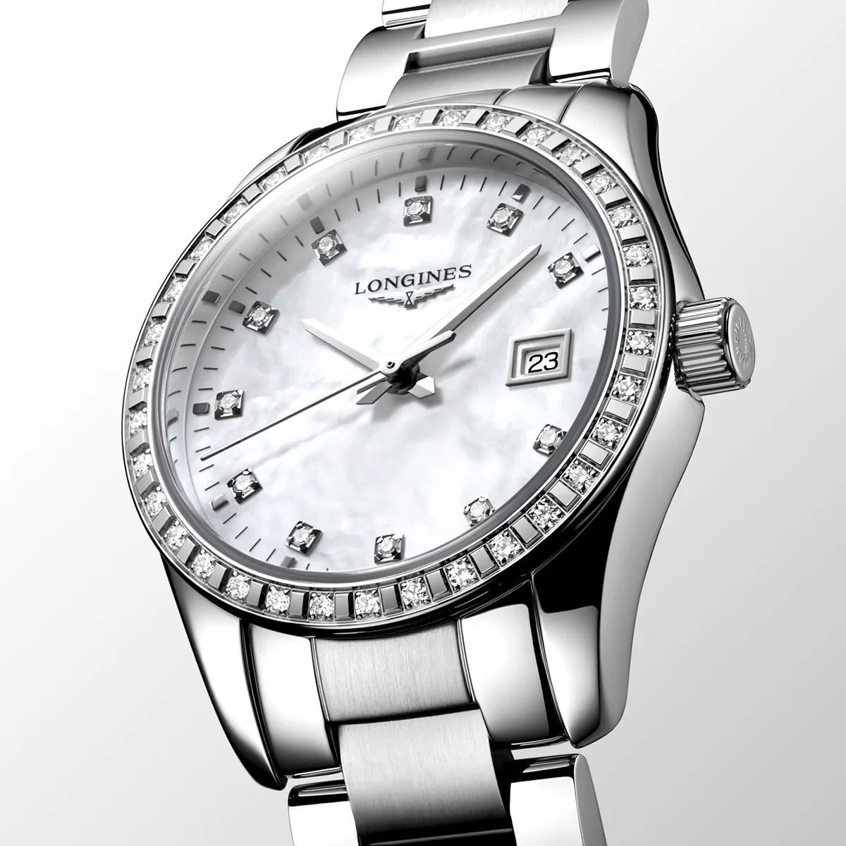 Conquest Classic 29.5mm Diamond Dial & Bezel Ladies Bracelet Watch - Image 4
