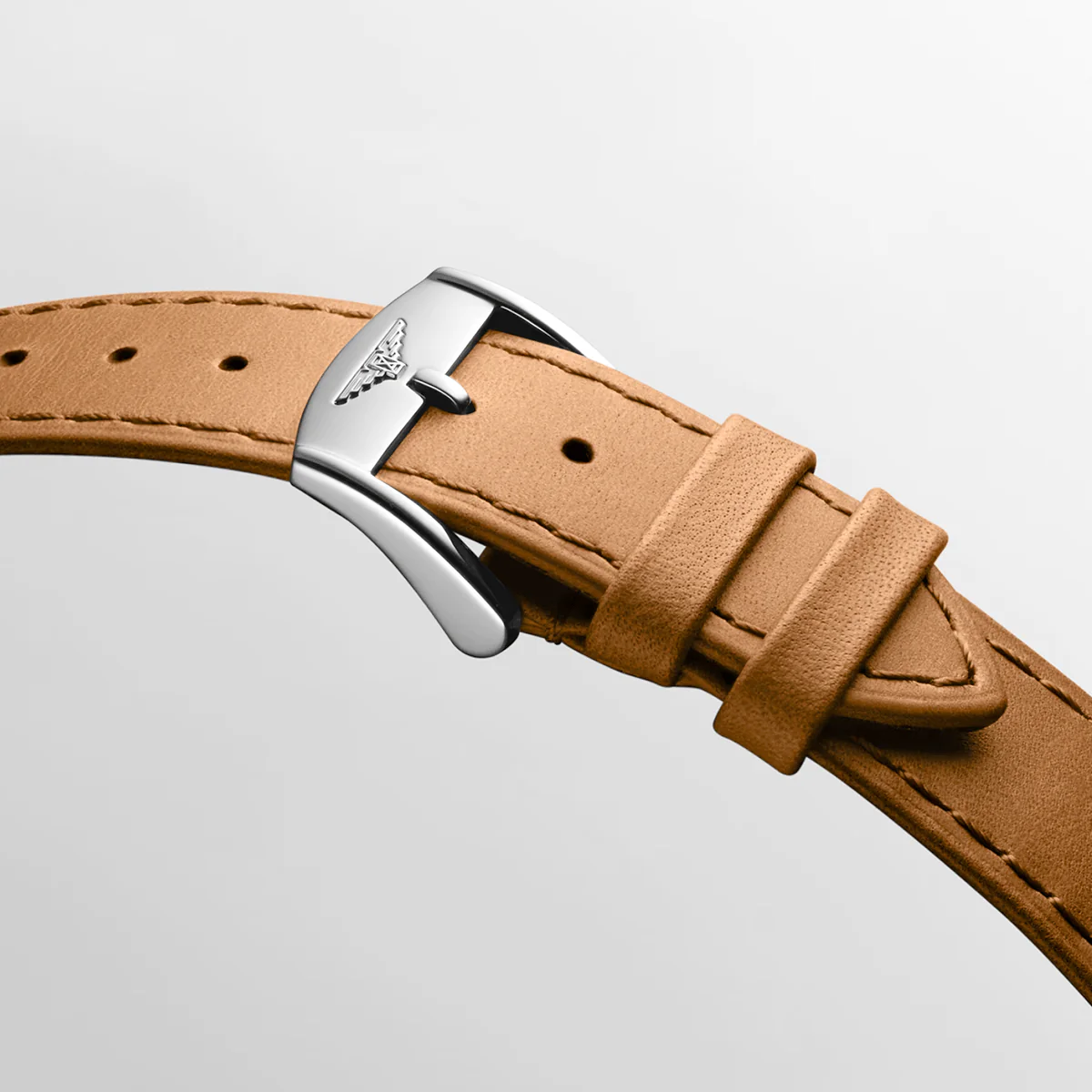 Conquest Heritage Ivory Dial Strap Watch - Image 3