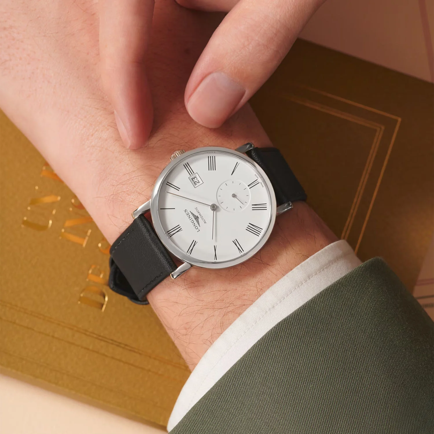 Elegant Collection 39mm Automatic Strap Watch - Image 9