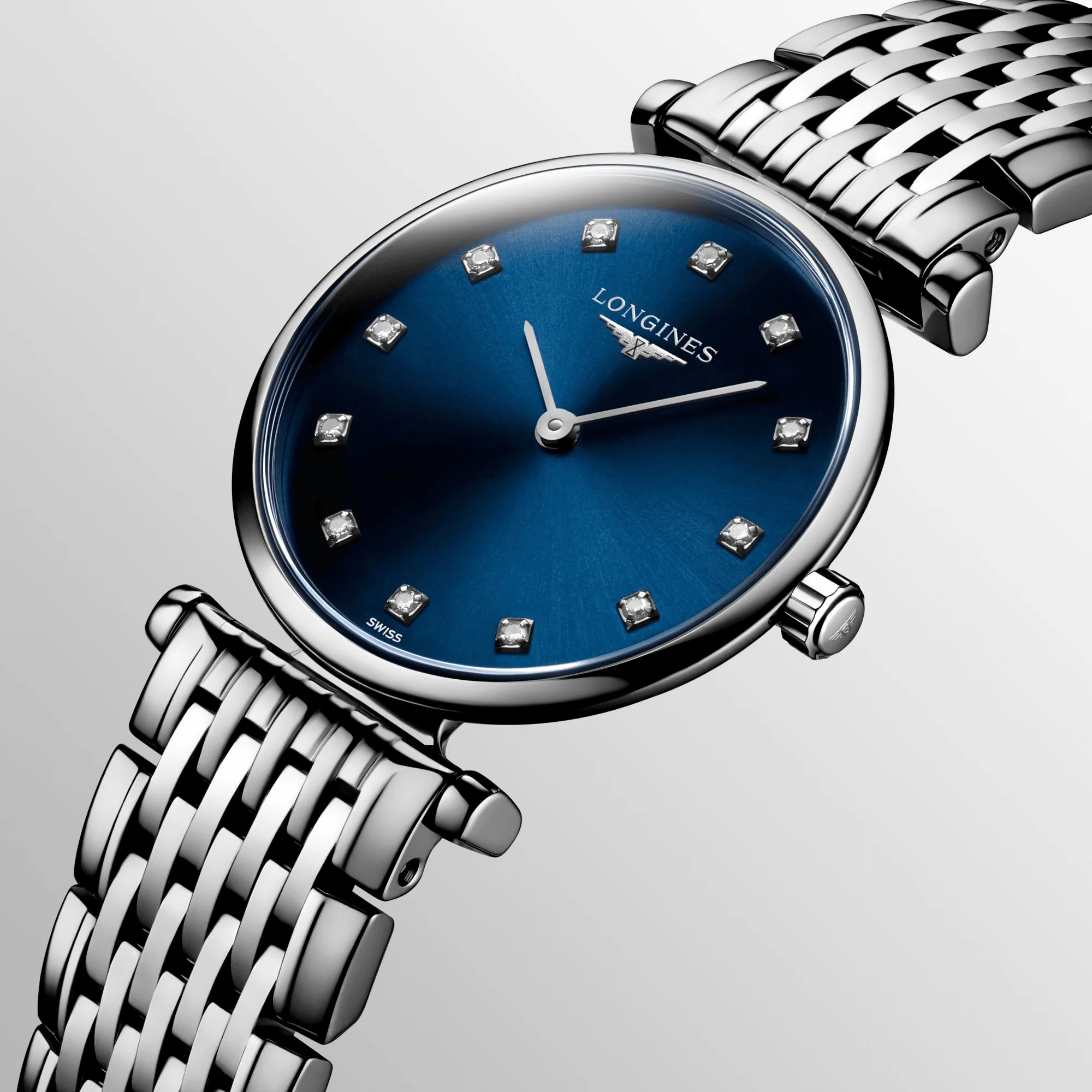 La Grande Classique 24mm Blue Diamond Dial Bracelet Watch - Image 3