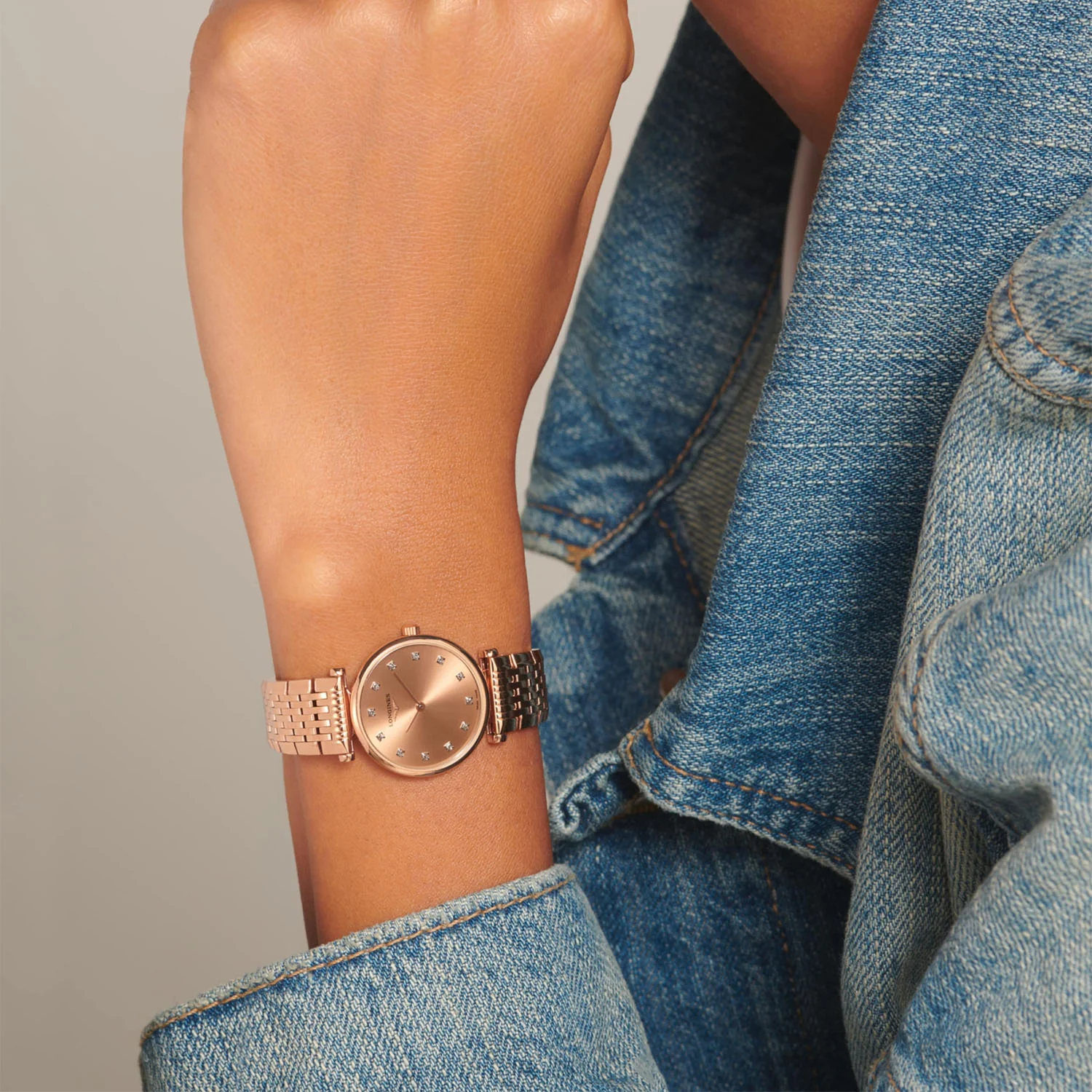La Grande Classique 24mm Rose Gold PVD Bracelet Watch - Image 10
