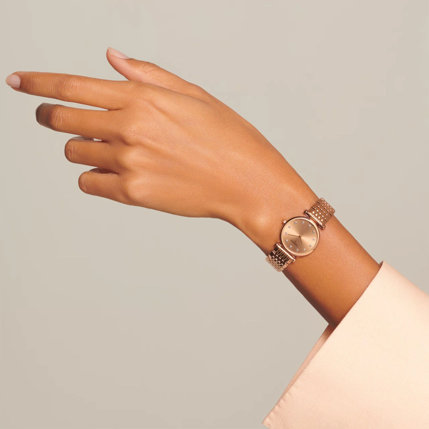 La Grande Classique 24mm Rose Gold PVD Bracelet Watch - Image 9
