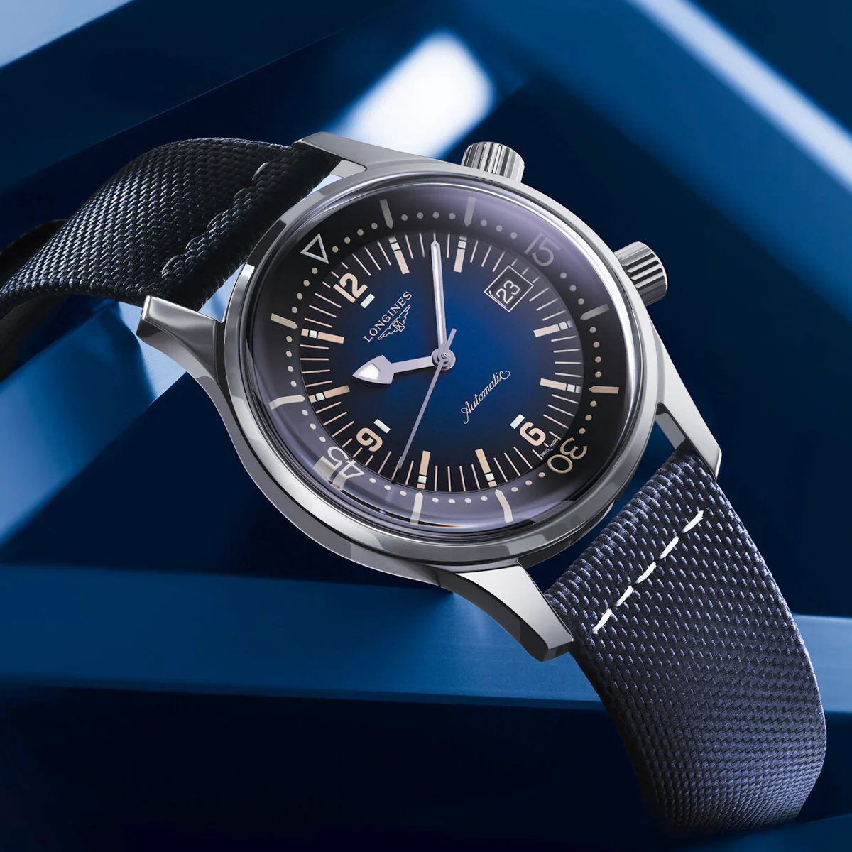 Legend Diver 42mm Blue Gradient Dial Men's Leather Strap Watch - Image 6