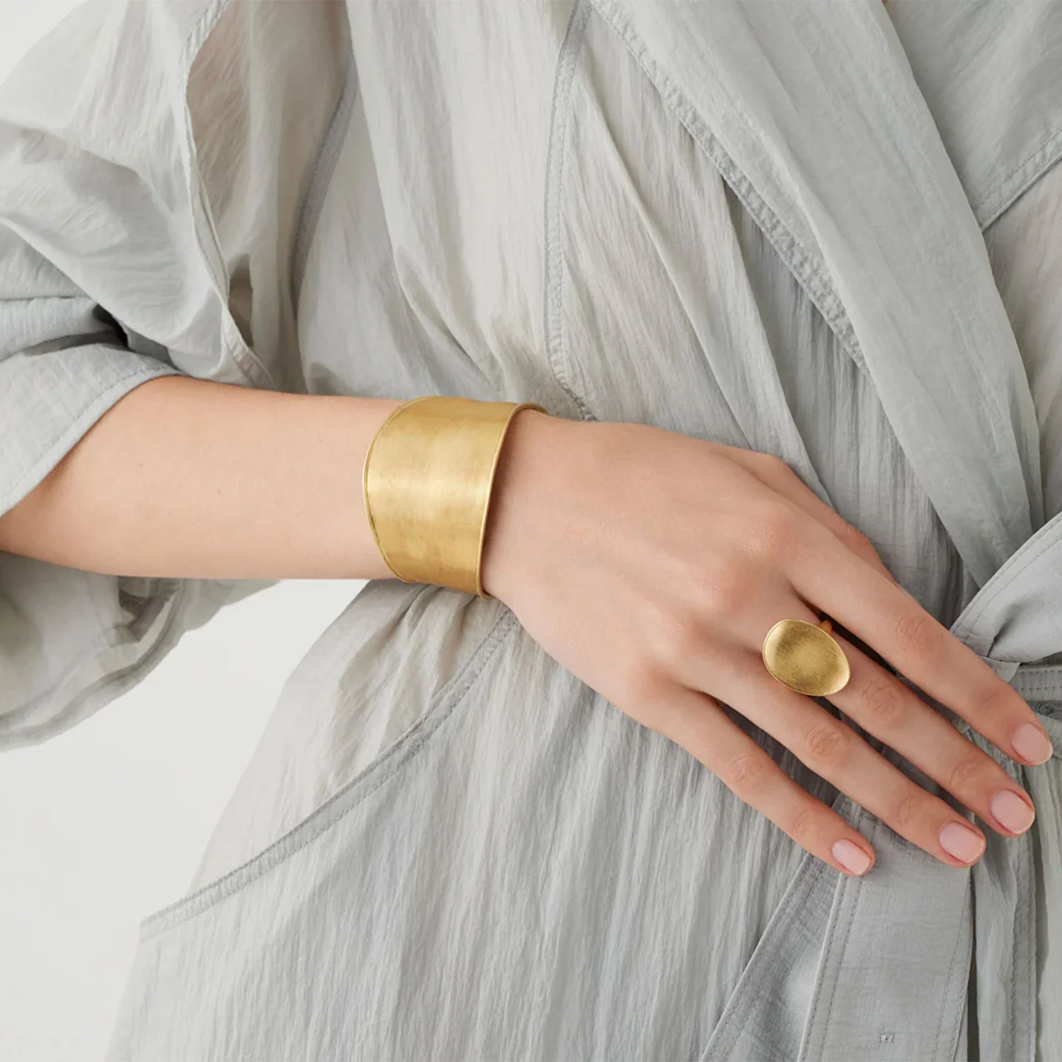 Lunaria 18ct Yellow Gold Ring - Image 2