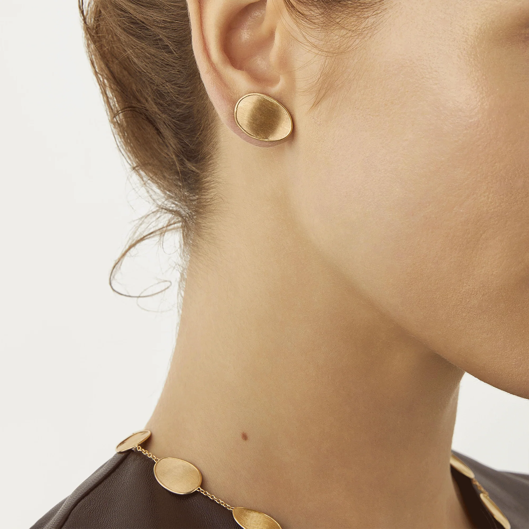 Lunaria 18ct Yellow Gold Stud Earrings - Image 2