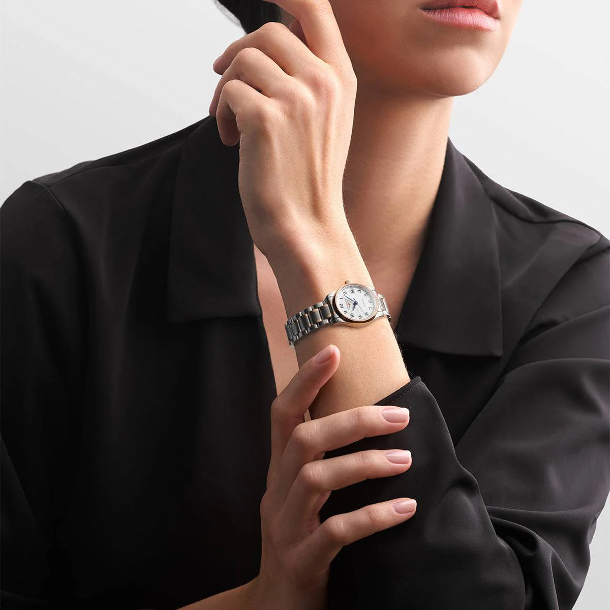 Master Collection 25.5mm Silver and Rose Gold Silver Dial Bracelet Watch - Image 6