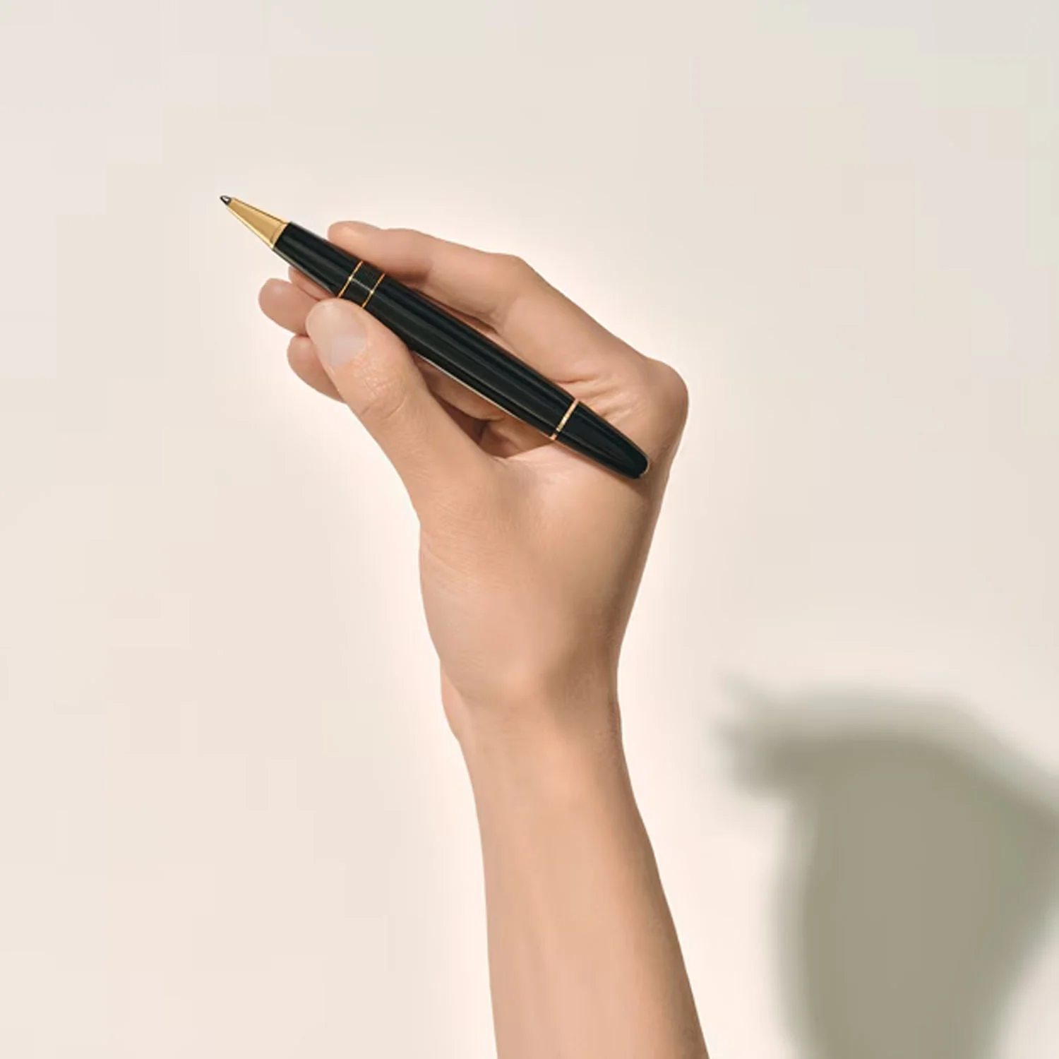 Meisterstuck Gold-coated LeGrand Rollerball Pen - Image 2