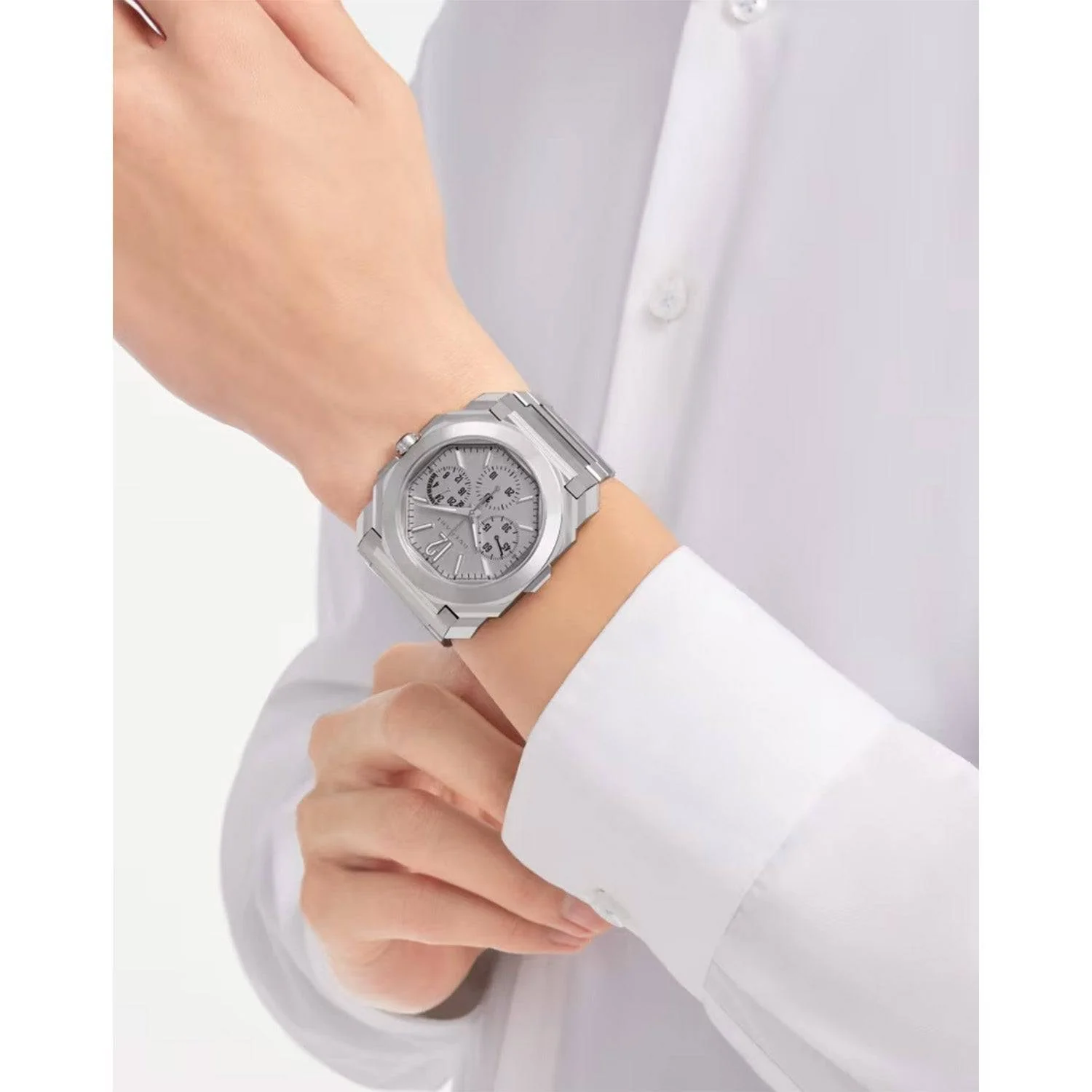 Octo Finissimo 43mm Chronograph Ultra Thin GMT Silver Dial Automatic Bracelet Watch - Image 4