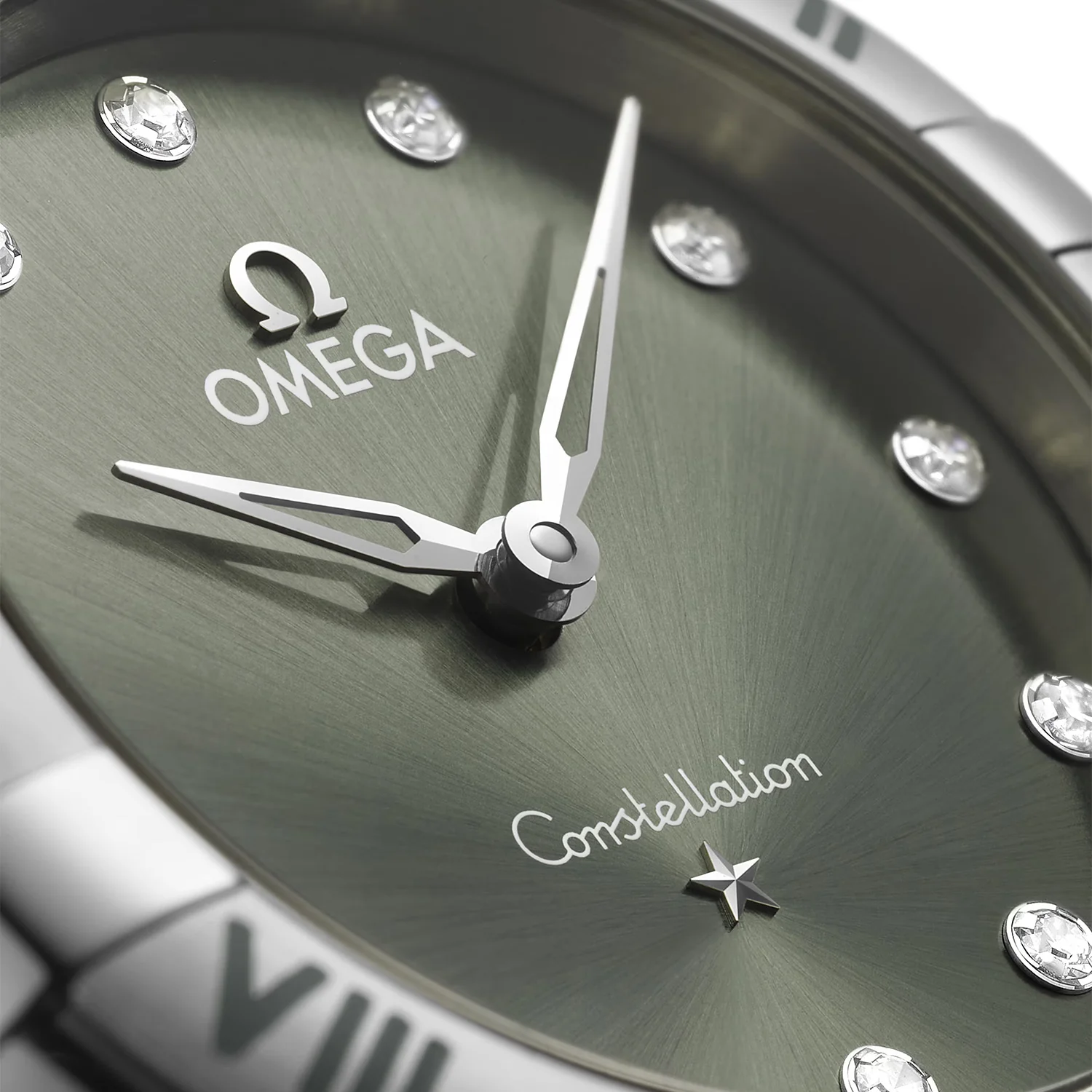 Constellation 28mm Green Diamond Dial Bracelet Watch - Image 3