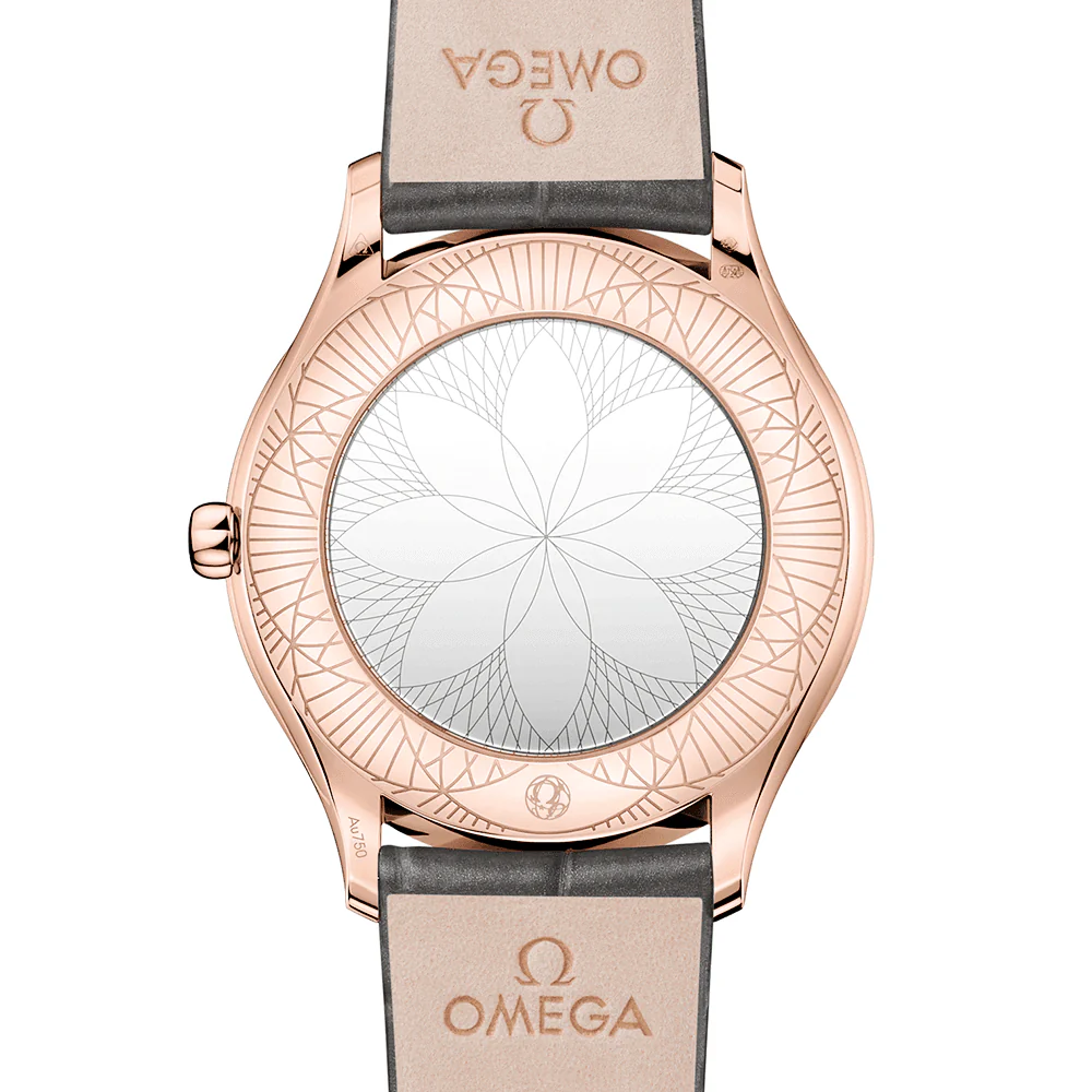 De Ville Tresor 36mm 18ct Sedna Gold Diamond Set Ladies Watch - Image 4