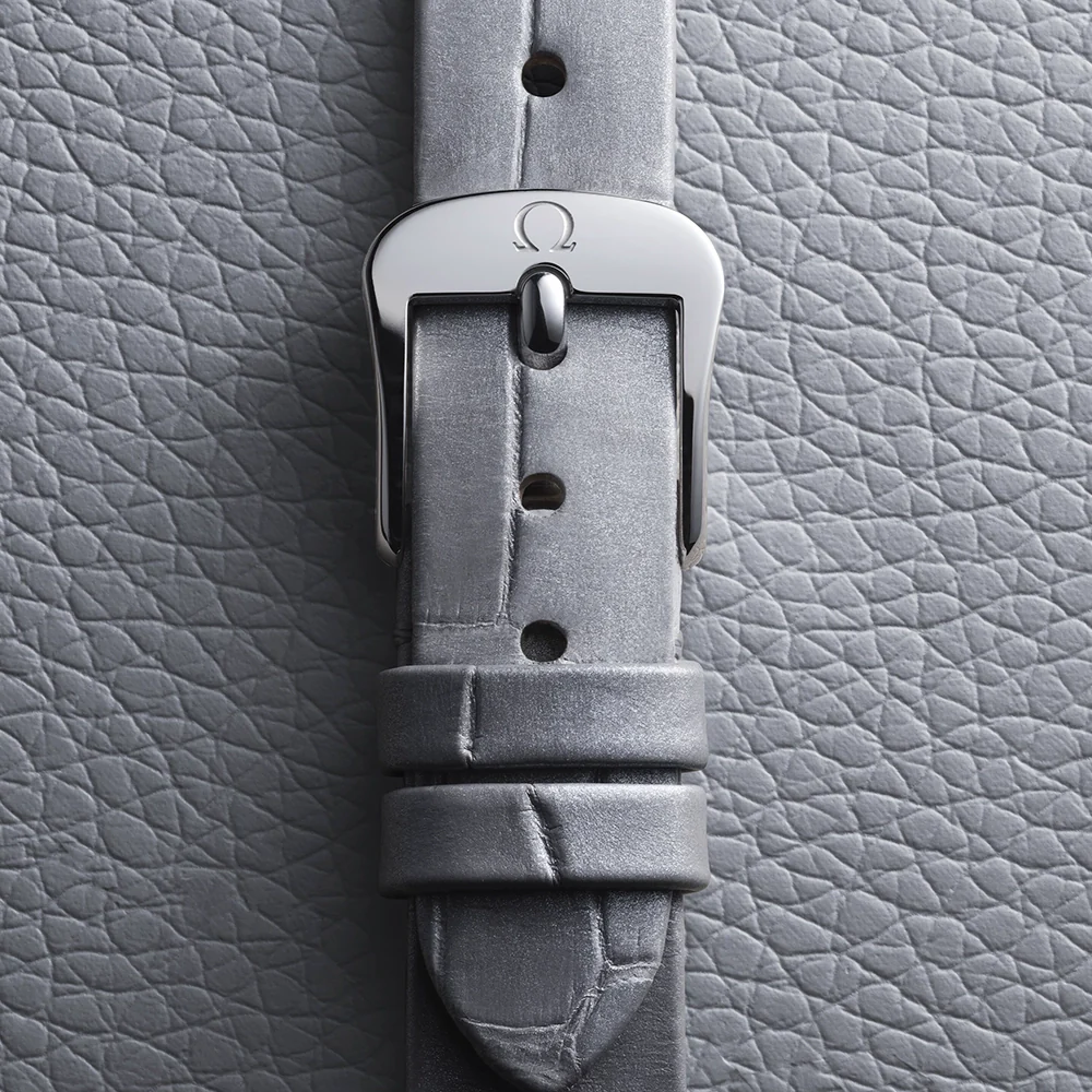 De Ville Tresor Mini 26mm Diamond Set Ladies Strap Watch - Image 5