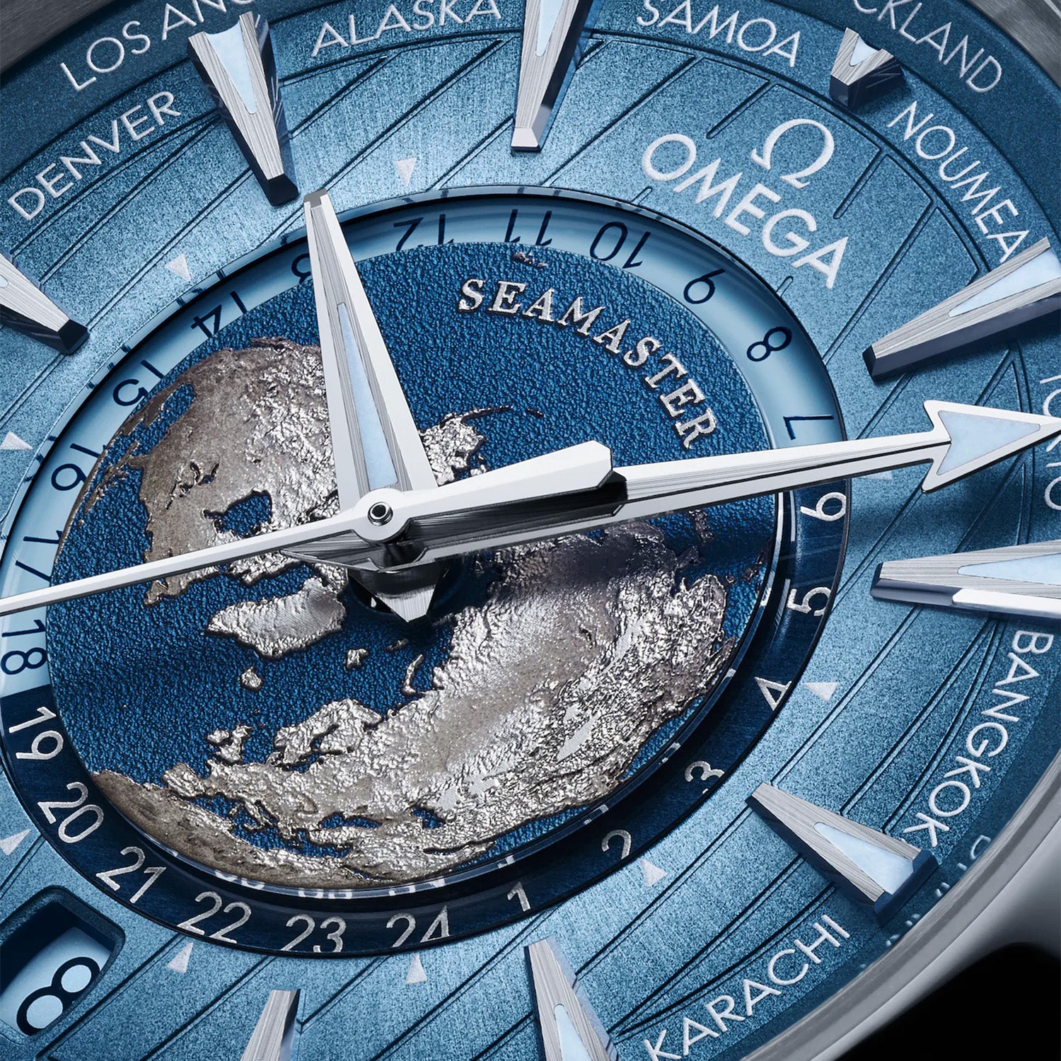 Seamaster Aqua Terra GMT Worldtimer 43mm Summer Blue Dial Strap Watch - Image 2