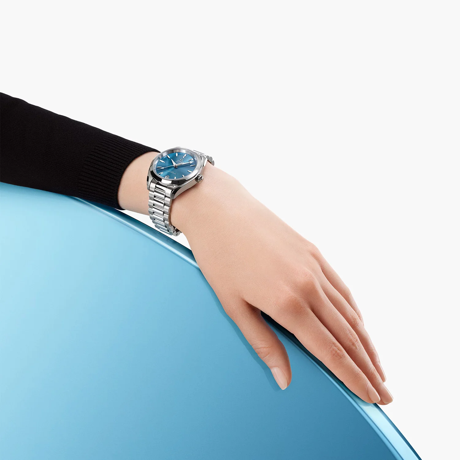 Seamaster Aqua Terra Shades 34mm Sea Blue Dial Ladies Watch - Image 3