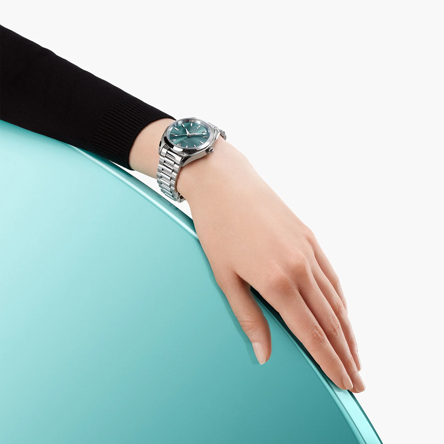 Seamaster Aqua Terra Shades 34mm Lagoon Green Dial Watch - Image 3