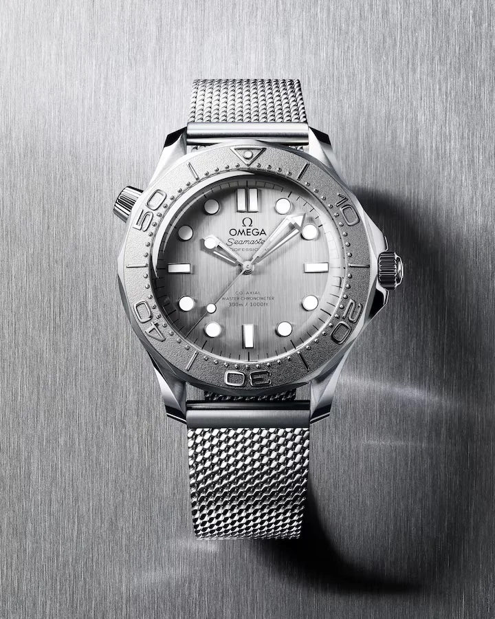 Seamaster Diver 300m 42mm Grey Dial Mens Mesh Bracelet Watch - Image 5