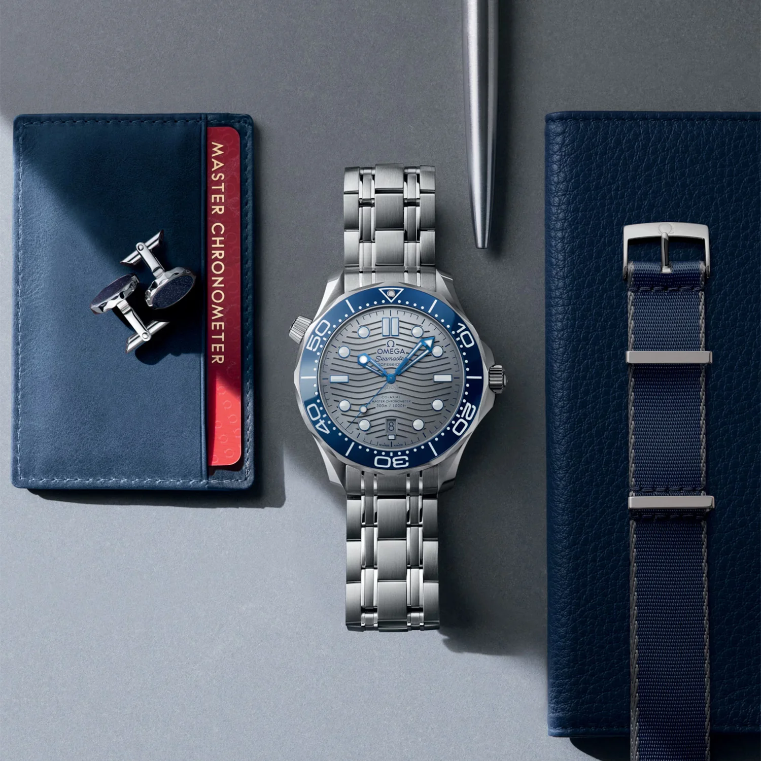 Seamaster Diver 300m 42mm Grey Dial Men's Bracelet Watch - Image 3