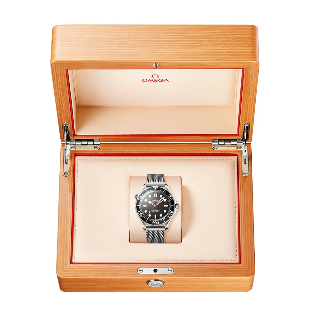 Seamaster Diver 300m 42mm Black & Orange Dial Mesh Bracelet Watch - Image 2