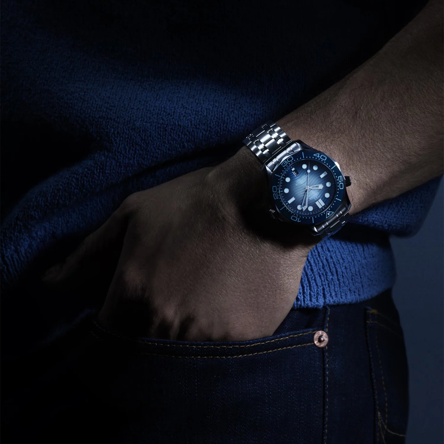 Seamaster Diver 300m 42mm Summer Blue Dial Men's Bracelet Watch - Image 4