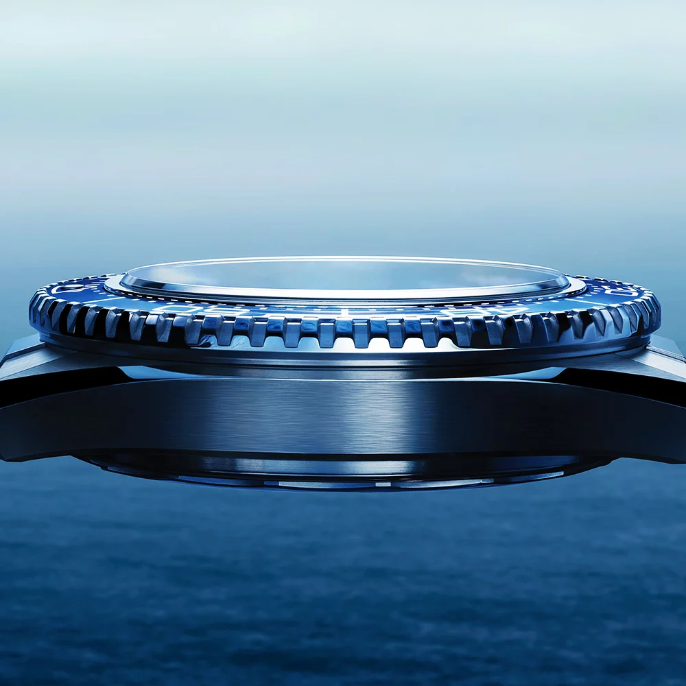 Seamaster Planet Ocean 600m 42mm Black Dial & Blue Bezel Bracelet Watch - Image 3