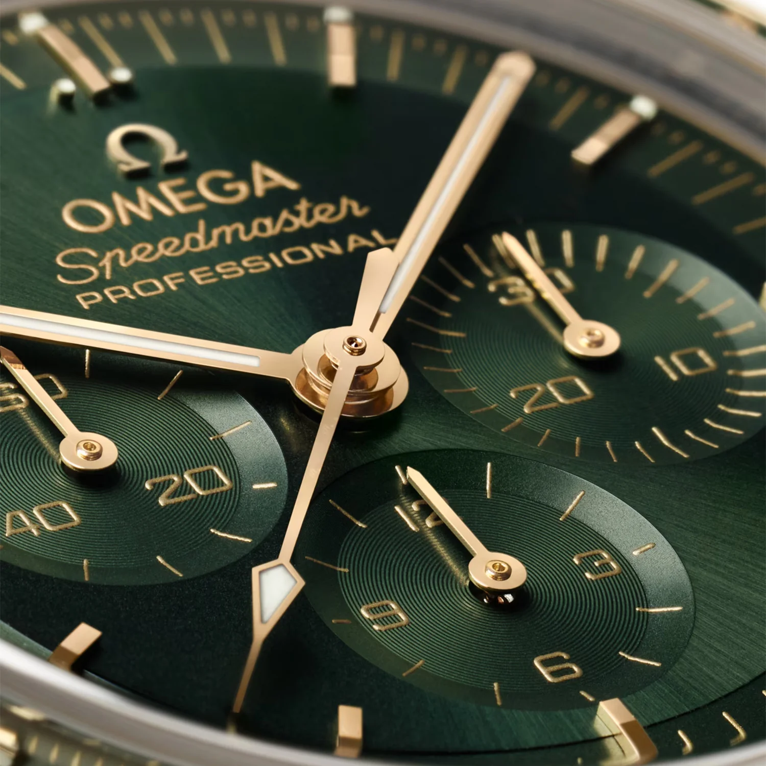 Speedmaster Moonwatch 18ct Moonshine Gold Green Dial Bracelet Watch - Image 3