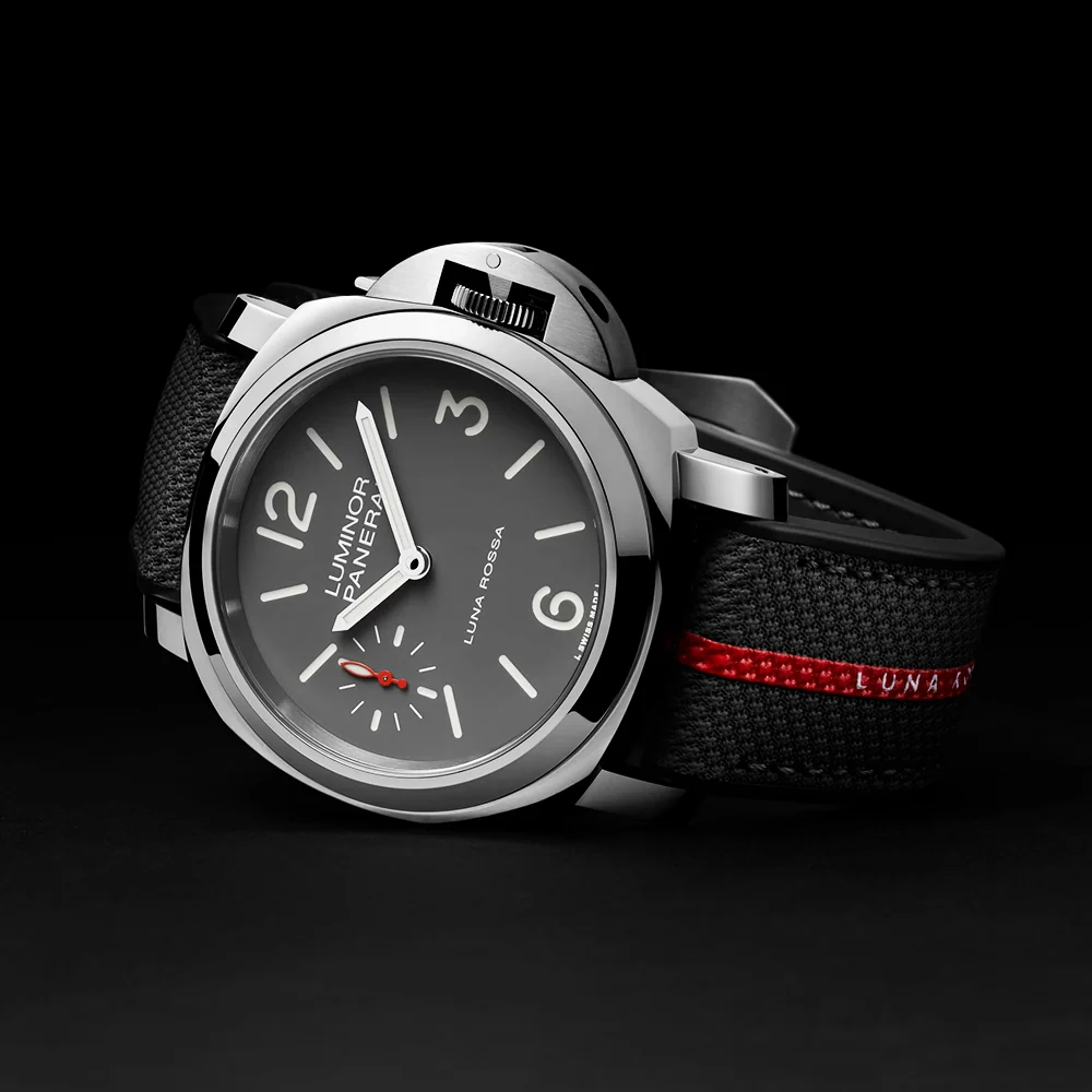 Luminor Tre Giorni 44mm Luna Rossa Edition Mens Watch - Image 4