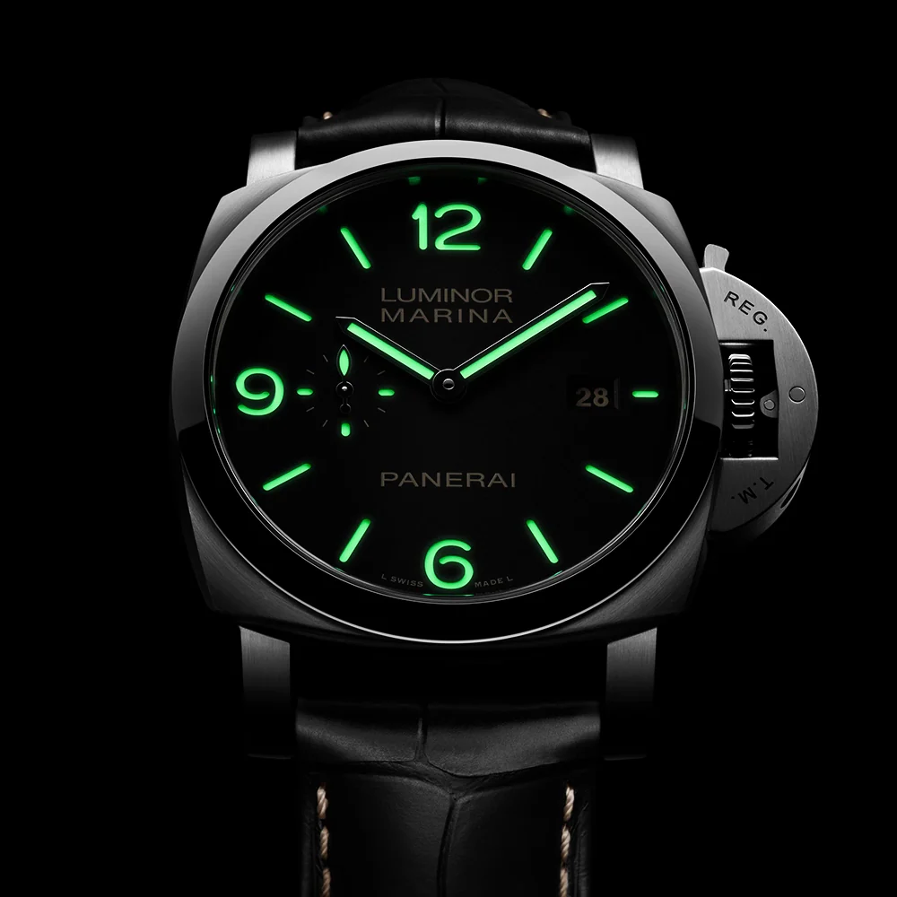 Luminor Marina Steel Black Dial 44mm Automatic Black Strap Watch - Image 2