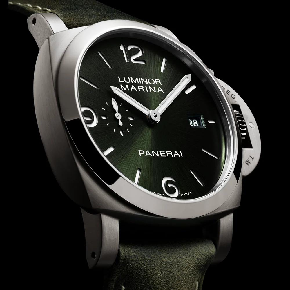 Luminor Marina Titanio Green Dial 44mm Automatic Strap Watch - Image 2