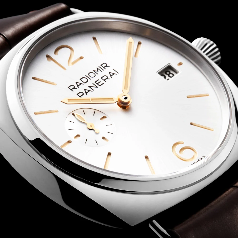 Radiomir Quaranta 40mm White/Gold Dial Automatic Strap Watch - Image 2