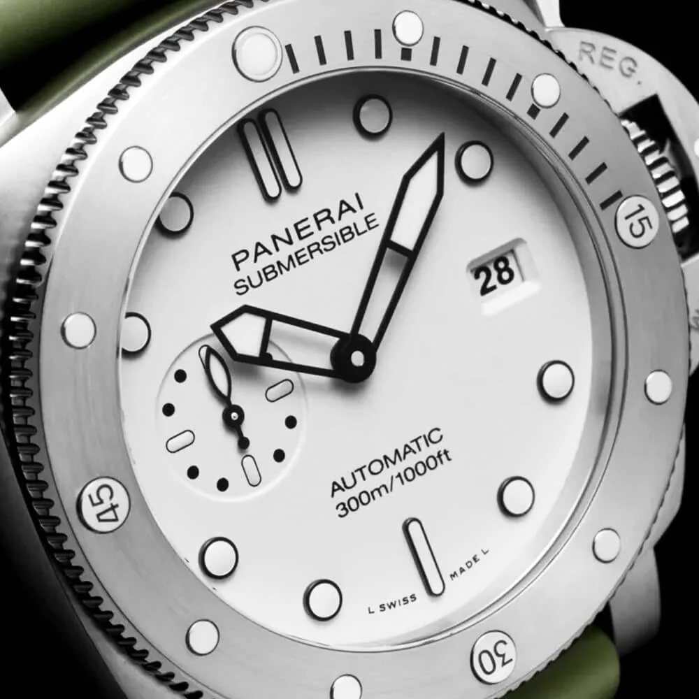 Submersible 44mm White Dial Automatic Rubber Strap Watch - Image 3